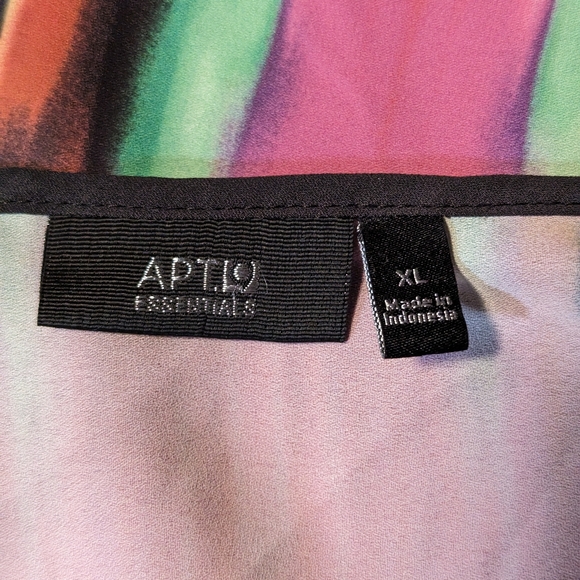 Women's Apt 9 blouse size XL - Picture 2 of 4